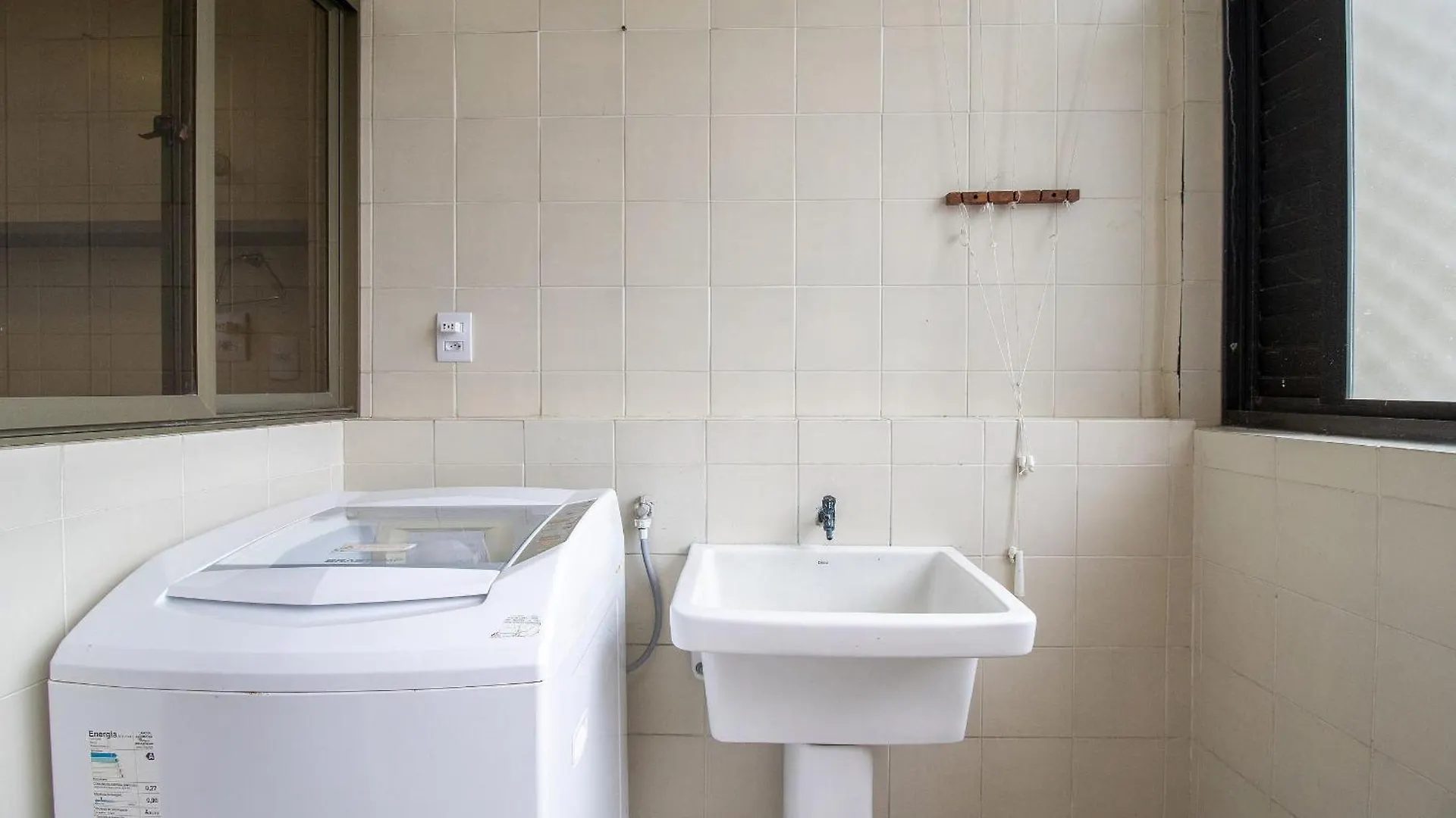 Rut23 - Quadra Mar, 4 Dorm, Sacada, Tv'S Smart Apartment Balneario Camboriu Brazil