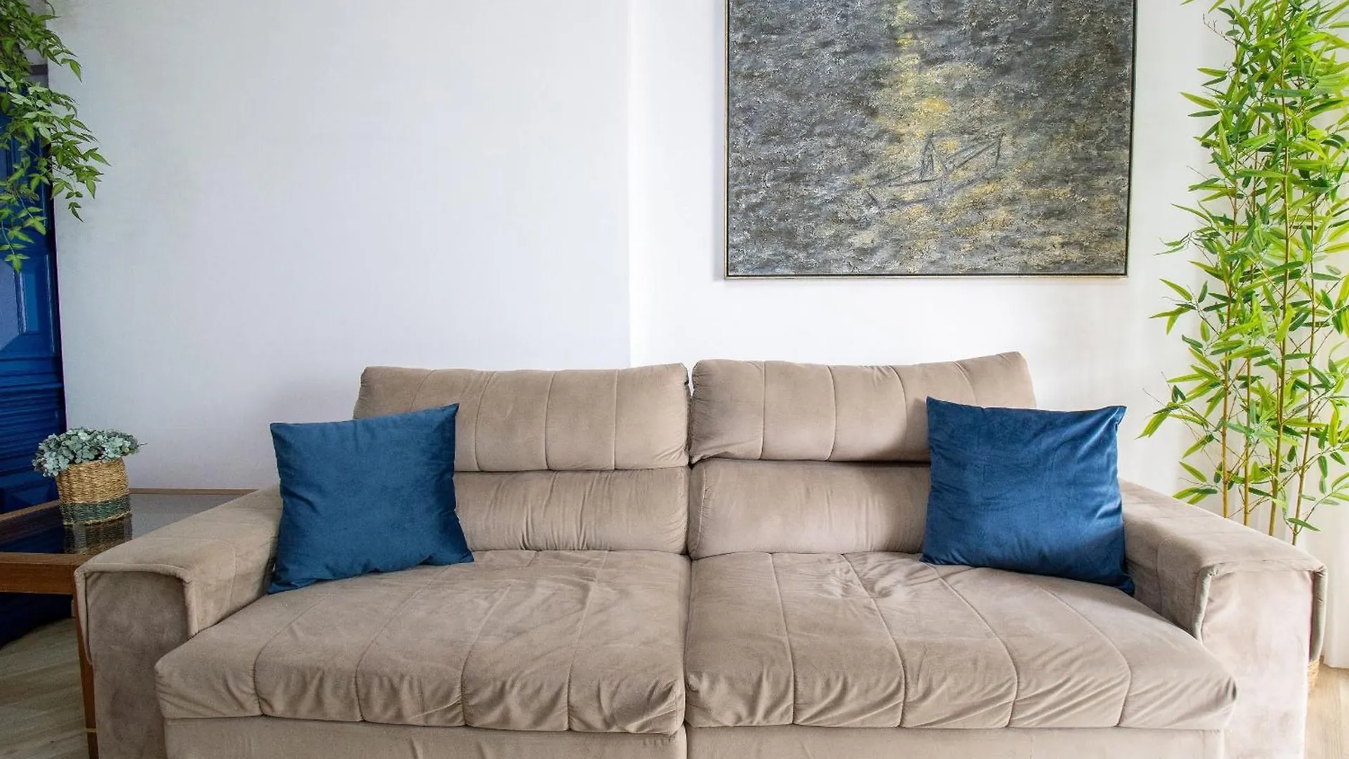 Rut23 - Quadra Mar, 4 Dorm, Sacada, Tv'S Smart Apartment Balneario Camboriu